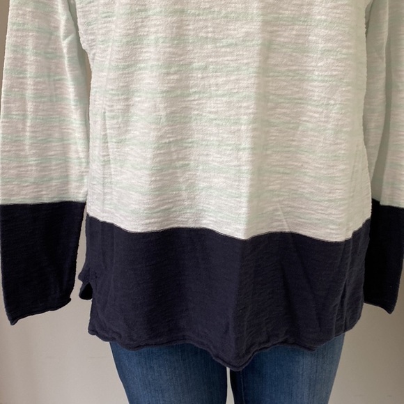 VINCE Womens Long Sleeve Scoop Neck Striped Shirt White Green Cotton Medium - Picture 3 of 9